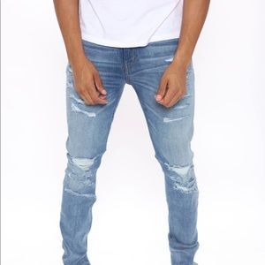 Fashion Nova CT Skinny Jeans - Light Wash 34